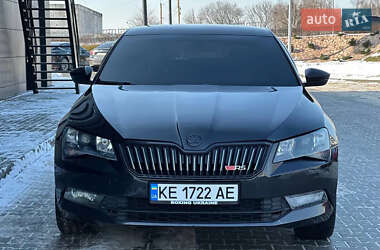 Лифтбек Skoda Superb 2017 в 