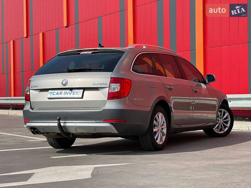 Универсал Skoda Superb 2014 в Киеве