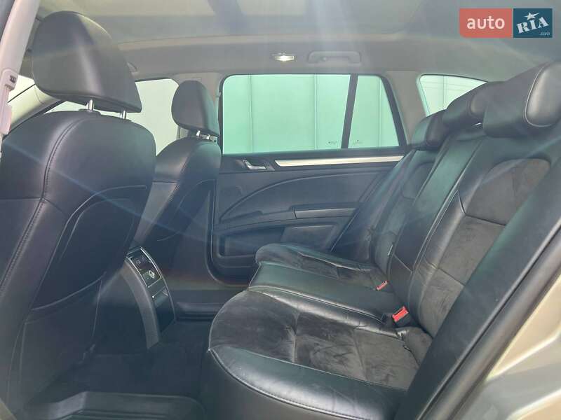 Универсал Skoda Superb 2014 в Киеве
