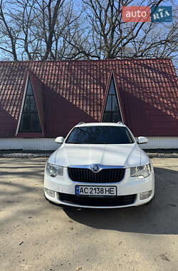Універсал Skoda Superb 2010 в 