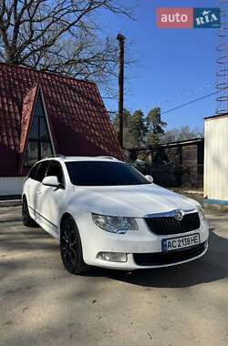 Універсал Skoda Superb 2010 в 