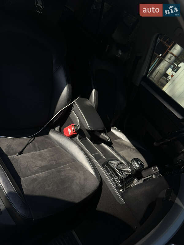 Универсал Skoda Superb 2010 в Луцке