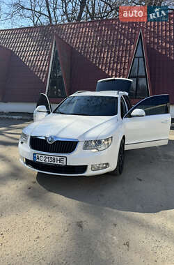 Універсал Skoda Superb 2010 в 