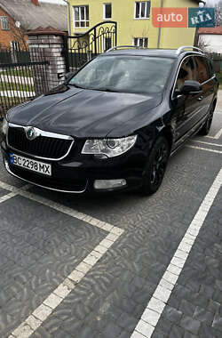 Skoda Superb 2011