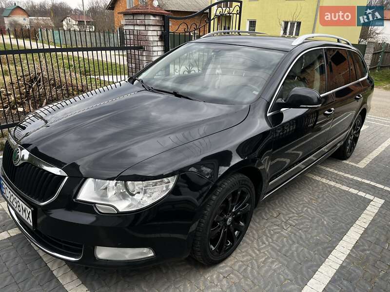 Универсал Skoda Superb 2011 в Стрые