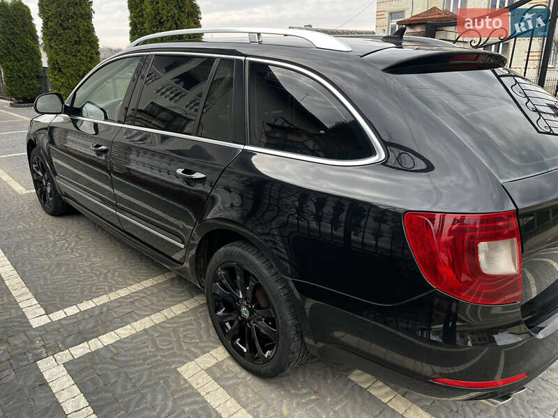 Универсал Skoda Superb 2011 в Стрые