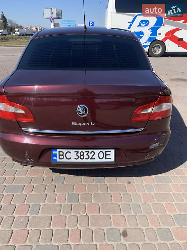 Лифтбек Skoda Superb 2008 в Львове
