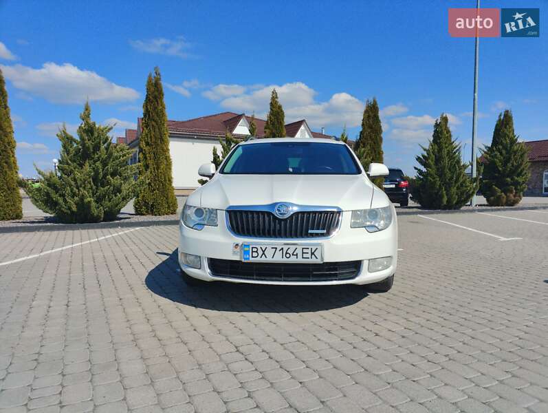 Универсал Skoda Superb 2013 в Шепетовке