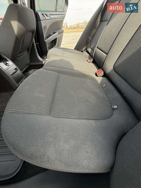 Лифтбек Skoda Superb 2013 в Стрые