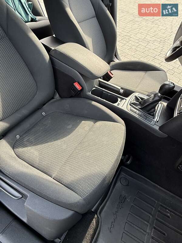 Лифтбек Skoda Superb 2013 в Стрые