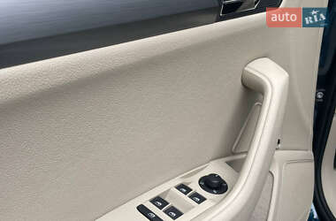 Универсал Skoda Superb 2016 в 