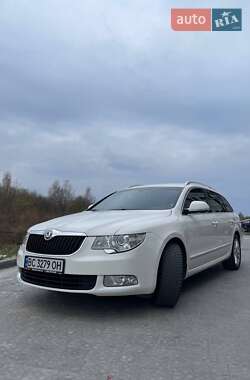 Skoda Superb 2010 Skoda Superb 2010