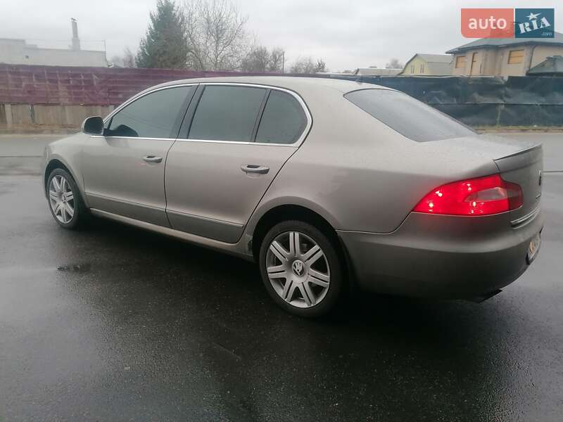 Ліфтбек Skoda Superb 2009 в Чернігові
