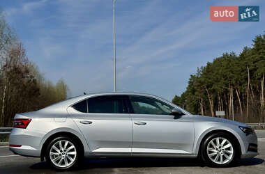 Ліфтбек Skoda Superb 2020 в Броварах