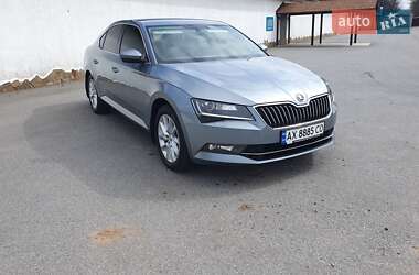 Лифтбек Skoda Superb 2018 в 