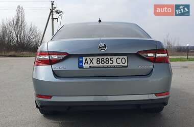 Лифтбек Skoda Superb 2018 в 