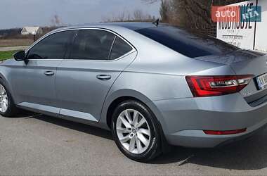 Лифтбек Skoda Superb 2018 в 