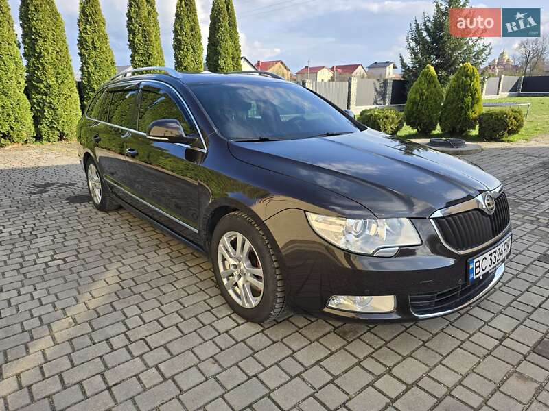 Skoda Superb 2012
