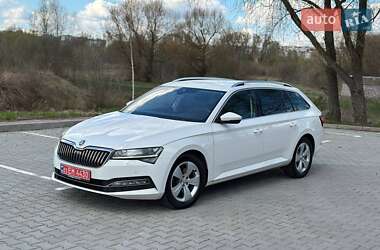 Універсал Skoda Superb 2019 в 