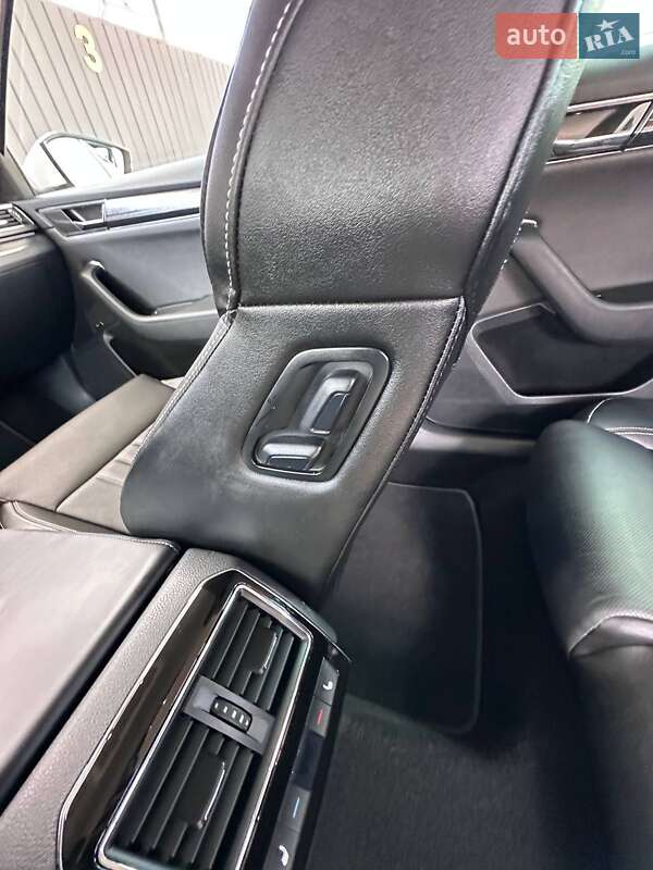 Універсал Skoda Superb 2019 в Хмельницькому