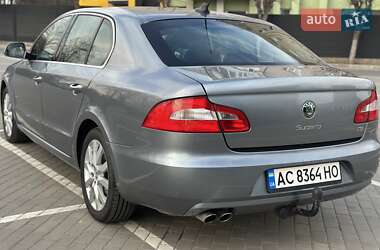 Лифтбек Skoda Superb 2009 в 