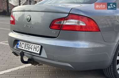 Лифтбек Skoda Superb 2009 в 