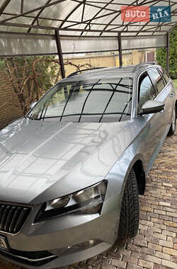 Універсал Skoda Superb 2017 в 