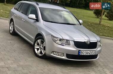 Универсал Skoda Superb 2013 в 