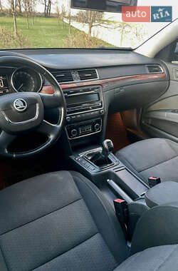 Ліфтбек Skoda Superb 2012 в 