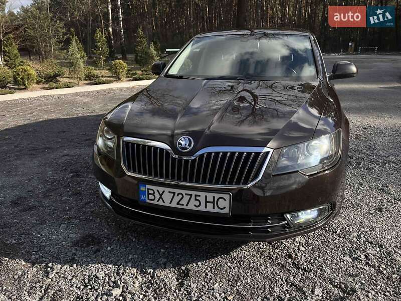 Ліфтбек Skoda Superb 2013 в Славуті