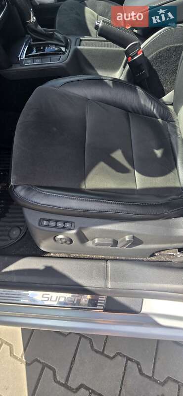 Ліфтбек Skoda Superb 2013 в Луцьку