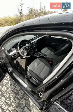 Лифтбек Skoda Superb 2011 в 