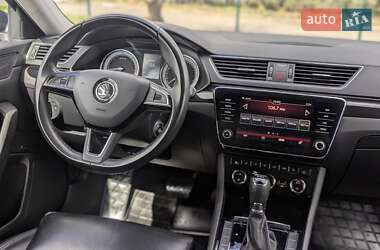 Универсал Skoda Superb 2018 в 