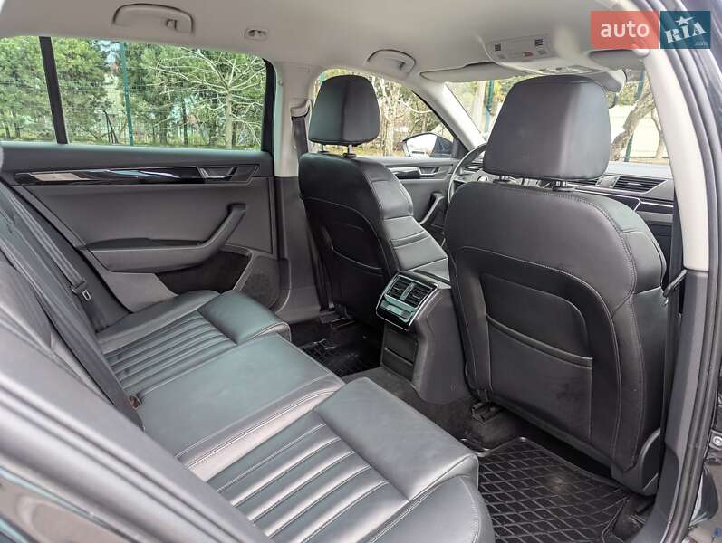 Универсал Skoda Superb 2018 в Хмельницком