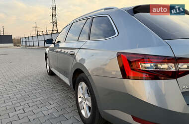 Универсал Skoda Superb 2018 в 