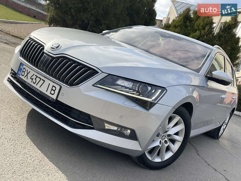 Универсал Skoda Superb 2017 в 
