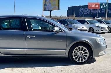 Ліфтбек Skoda Superb 2011 в 