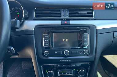 Ліфтбек Skoda Superb 2011 в 