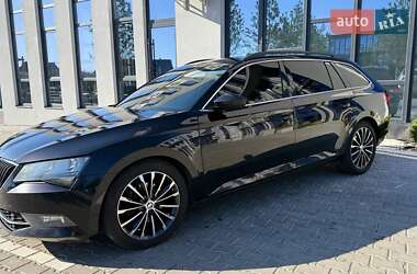 Універсал Skoda Superb 2015 в 