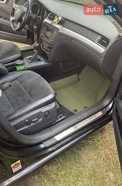 Универсал Skoda Superb 2014 в 