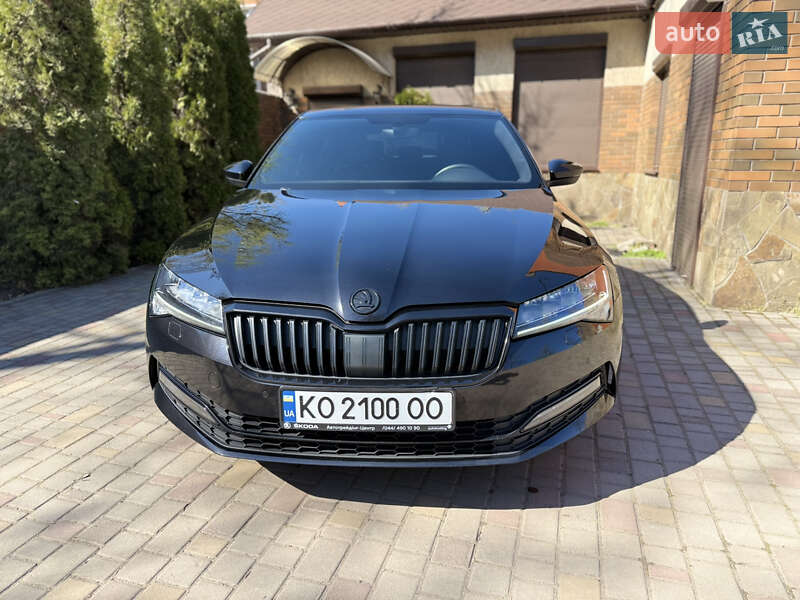Лифтбек Skoda Superb 2022 в Кривом Роге