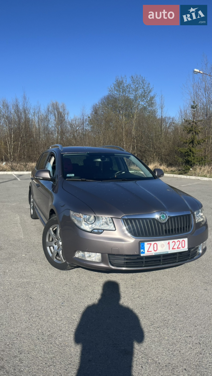 2012 Skoda Superb - мініатюра 11