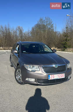 Skoda Superb 2012 Skoda Superb 2012