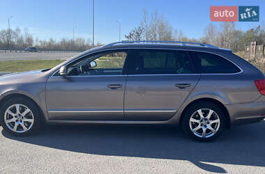Універсал Skoda Superb 2012 в 