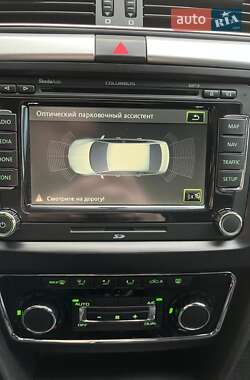 Лифтбек Skoda Superb 2013 в 