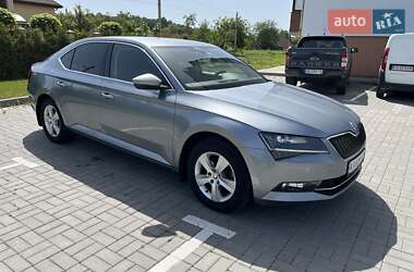 Ліфтбек Skoda Superb 2015 в Вінниці