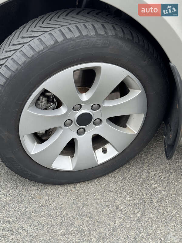 Ліфтбек Skoda Superb 2013 в Умані