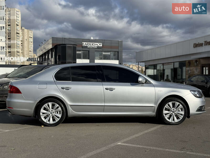 Лифтбек Skoda Superb 2013 в Киеве фото 22 Лифтбек Skoda Superb 2013 в Киеве