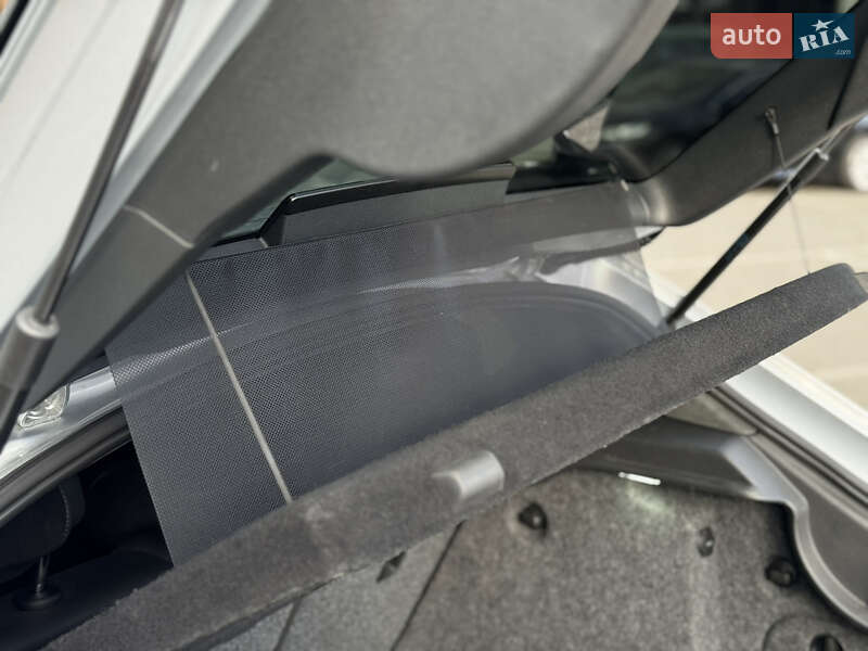 Лифтбек Skoda Superb 2013 в Киеве фото 52 Лифтбек Skoda Superb 2013 в Киеве