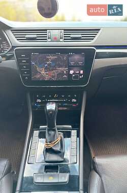 Лифтбек Skoda Superb 2016 в 